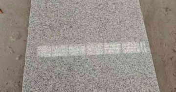 河源芝麻白光面毛板