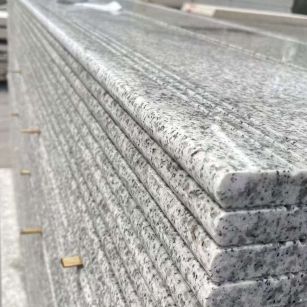 河源芝麻白楼梯踏步 花岗岩楼梯板材