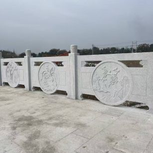 河源芝麻白河道栏杆 石材栏杆