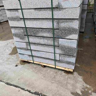 河源芙蓉白路牙石，马路牙子