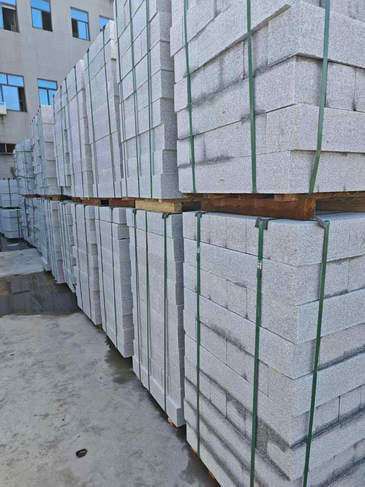 河源芝麻白路牙石，路侧石